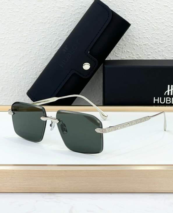 Picture of Hublot Sunglasses _SKUfw68373307fw